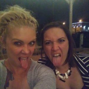 Meet your Posher, Dee